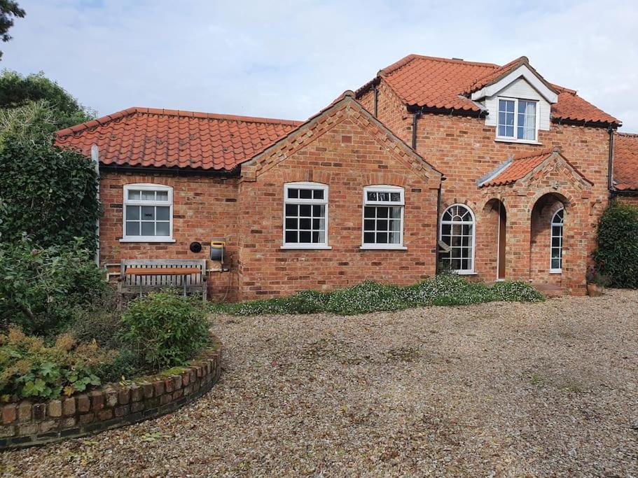 Willow Tree Farm With Bbq Hut Tattershall Thorpe