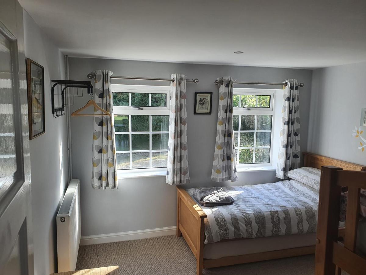 Holiday home Willow Tree Farm With Bbq Hut *